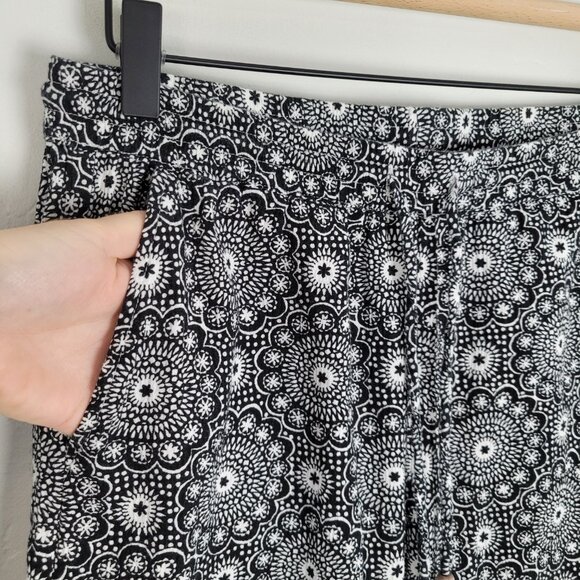 Talbots Cotton Pants Straight Leg Lightweight Pull On Print Black White Size S - Picture 7 of 12